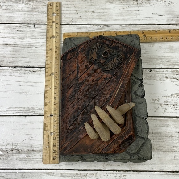 VAMPIRES JOURNAL 2000 rubber 3D blank  pages with designs rare - Picture 6 of 8